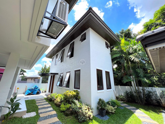 Prime Grandeur House and Lot for Sale