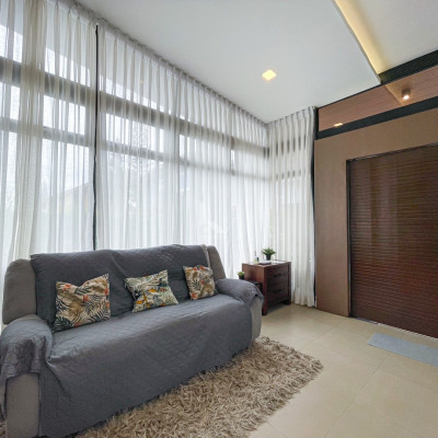 Elegant Modern Tropical Corner House and Lot For Sale