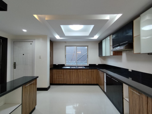 House for Sale in Bf Homes Las Pinas