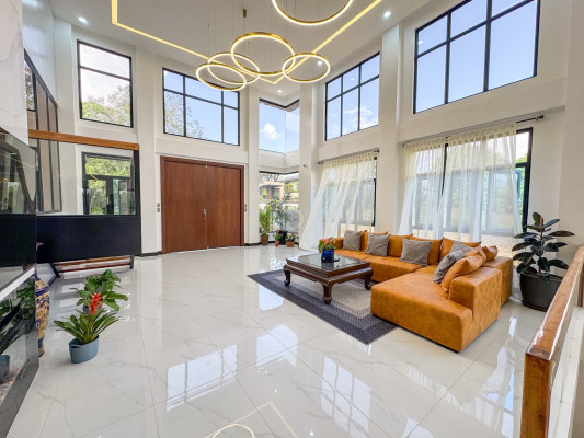 A Stoic 5 Bedroom House in Ayala Westgrove Heights