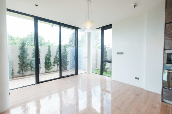 Outstanding 5-Bedroom House and Lot