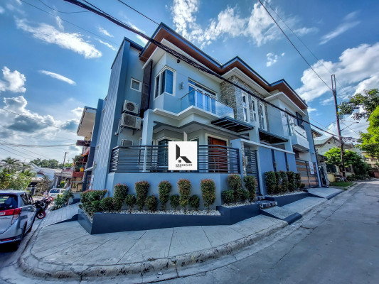 High End 2 Storey Duplex Unit in Montevista Heights, Taytay Rizal