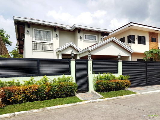 7-bedroom Contemporary Home With Front Garden For Sale