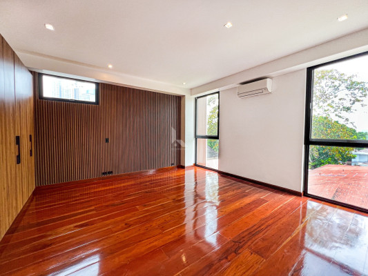 Superb Newly Built Modern House and Lot For Sale