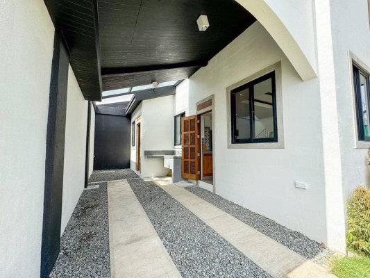 A Splendid 4 Bedroom Home for Sale in Nuvali, Laguna