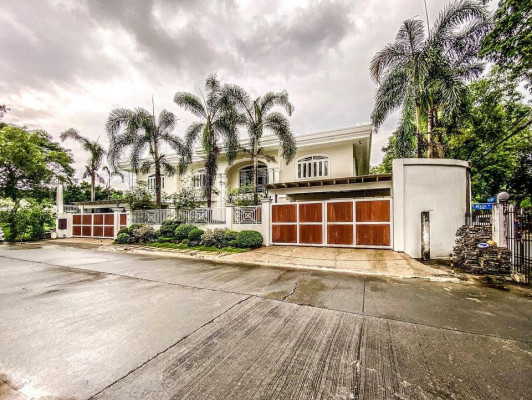 Loyola Grand Villas House & Lot For Sale