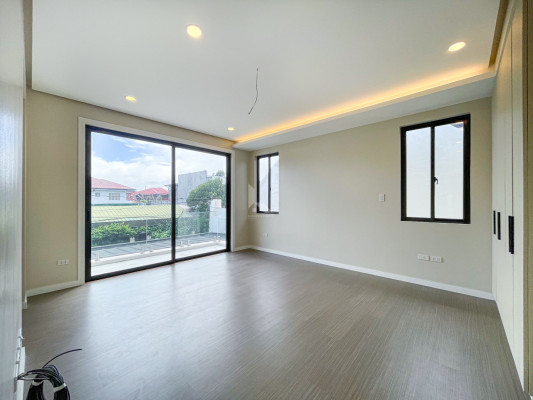 Stylish Modern Contemporary House and Lot For Sale