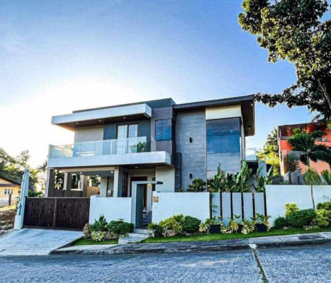 A Picturesque  3 Bedroom House and Lot for Sale in Havila Township, Rizal