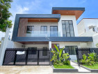 Elegant Semi-Furnished Modern Contemporary
