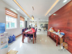 pacious Contemporary House for Sale in SunnyHills Subdivision