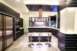 6 Bedroom Luxury Seaside House and Lot with