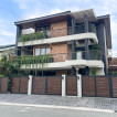 Luxurious Modern Tropical House and Lot For Sale in Merville Park
