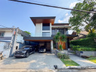 Astonishing 5-Bedroom House and Lot