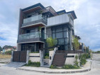 Impressive Modern Tropical Industrial Corner House For Sale in Grand Meadows