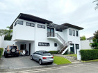 An Upscale Modern Home in Ayala Southvale Primera