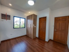 Lovely modern contemporary house for sale