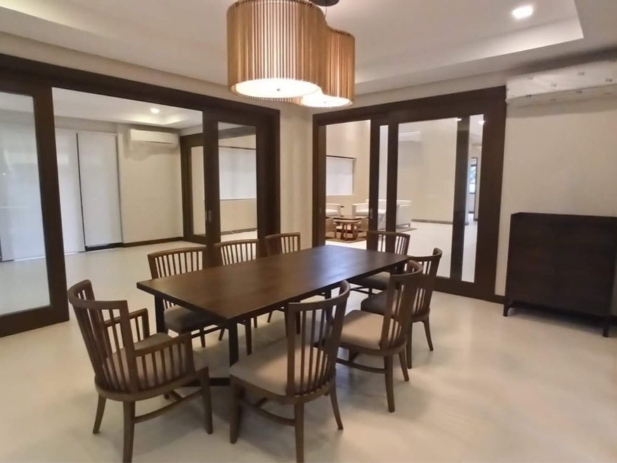 FOR SALE BRAND NEW HOUSE and LOT  AYALA ALABANG photo 5