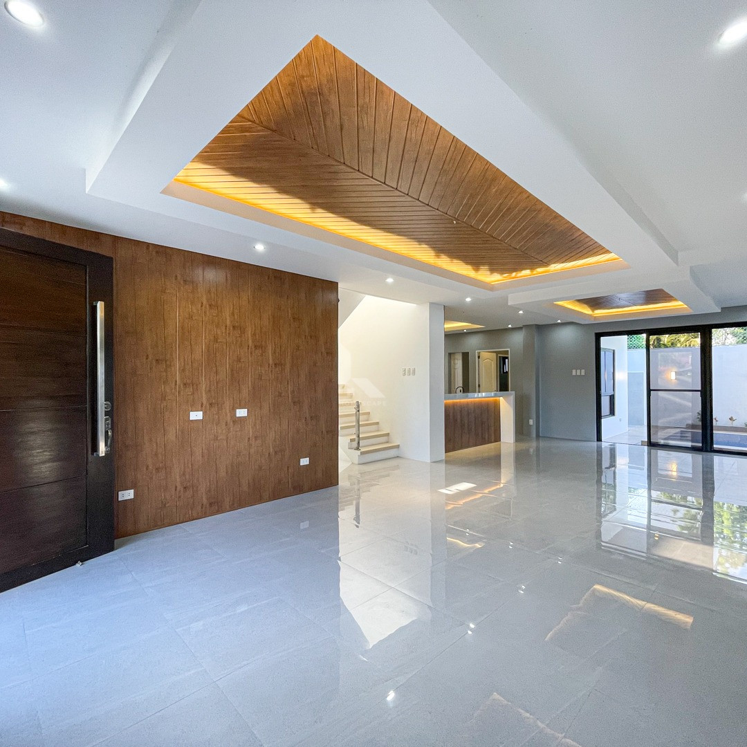 Superb Spacious Modern Home with a Cozy Pool For Sale in BF Homes photo 5