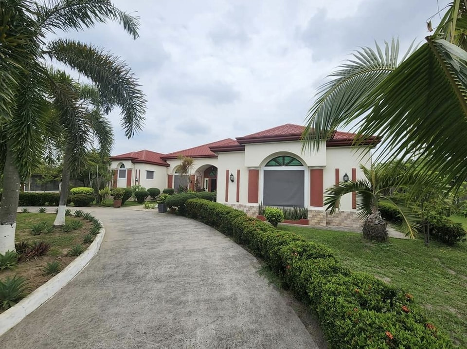 Fully Furnished House and Lot for Sale in Porac, Pampanga photo 1