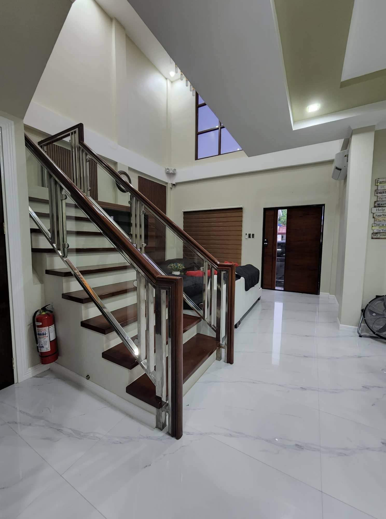 Furnished Modern Two Storey House with Pool  in Angeles City Pampanga photo 5