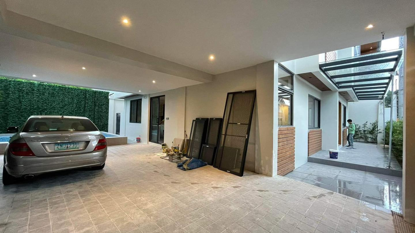 Modern House in Filinvest East, Cainta, Rizal photo 5