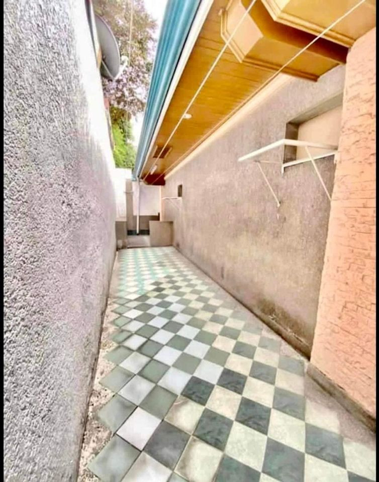 Newly Renovated Big House at Roxas District Quezon City photo 4