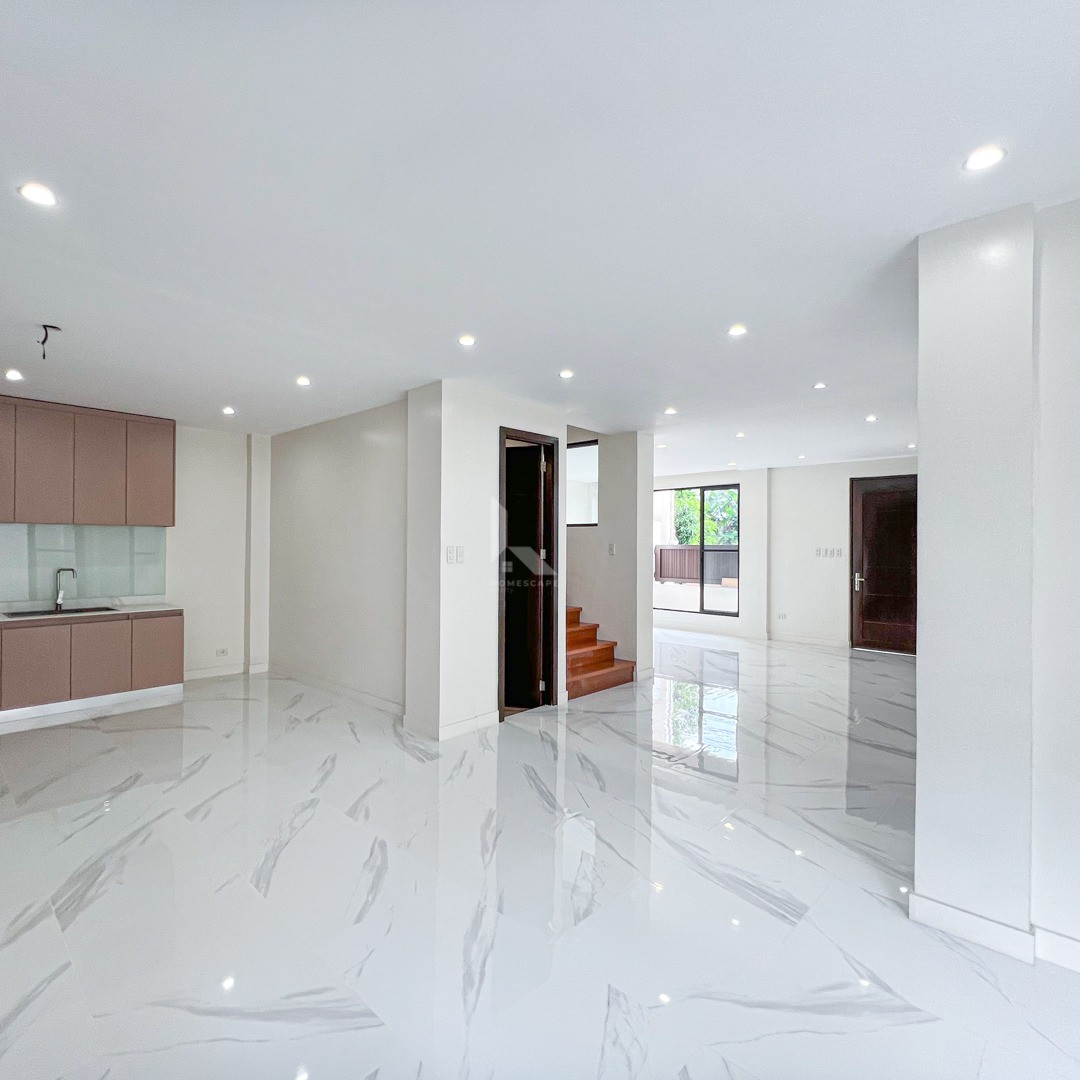 Stunning Modern Industrial House and Lot For Sale photo 4