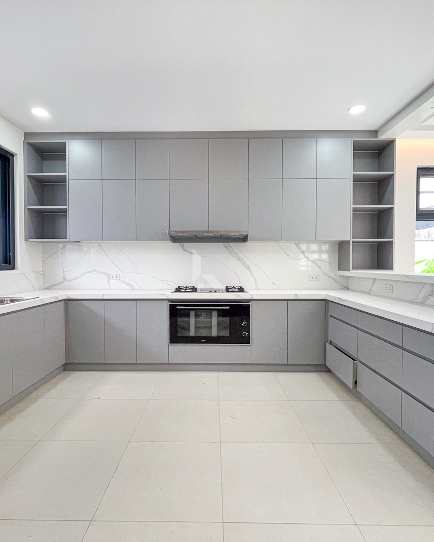 Remarkable Modern Industrial House and Lot in Tahanan Village photo 4