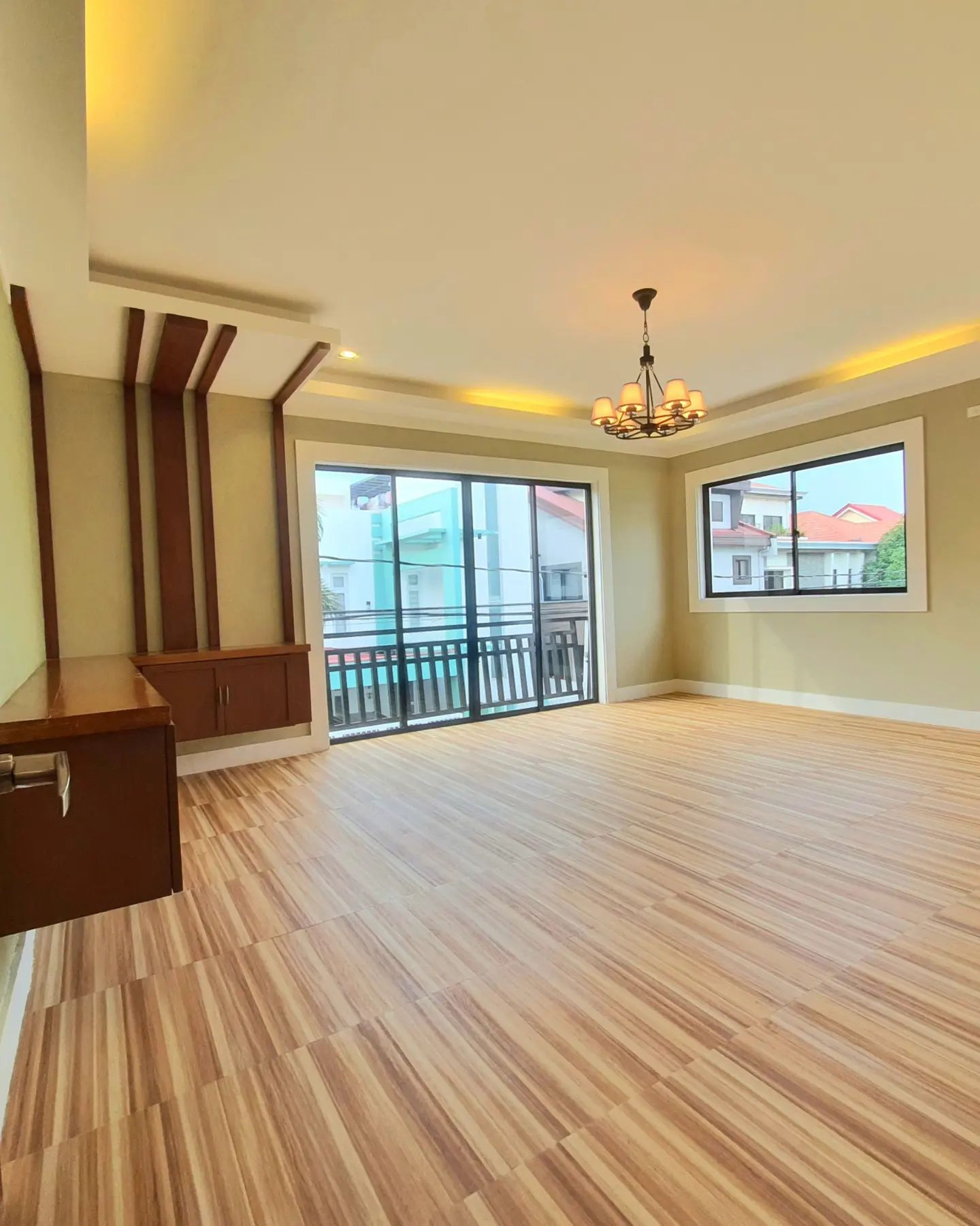 Brand New Elegant House and lot with great finishing photo 4