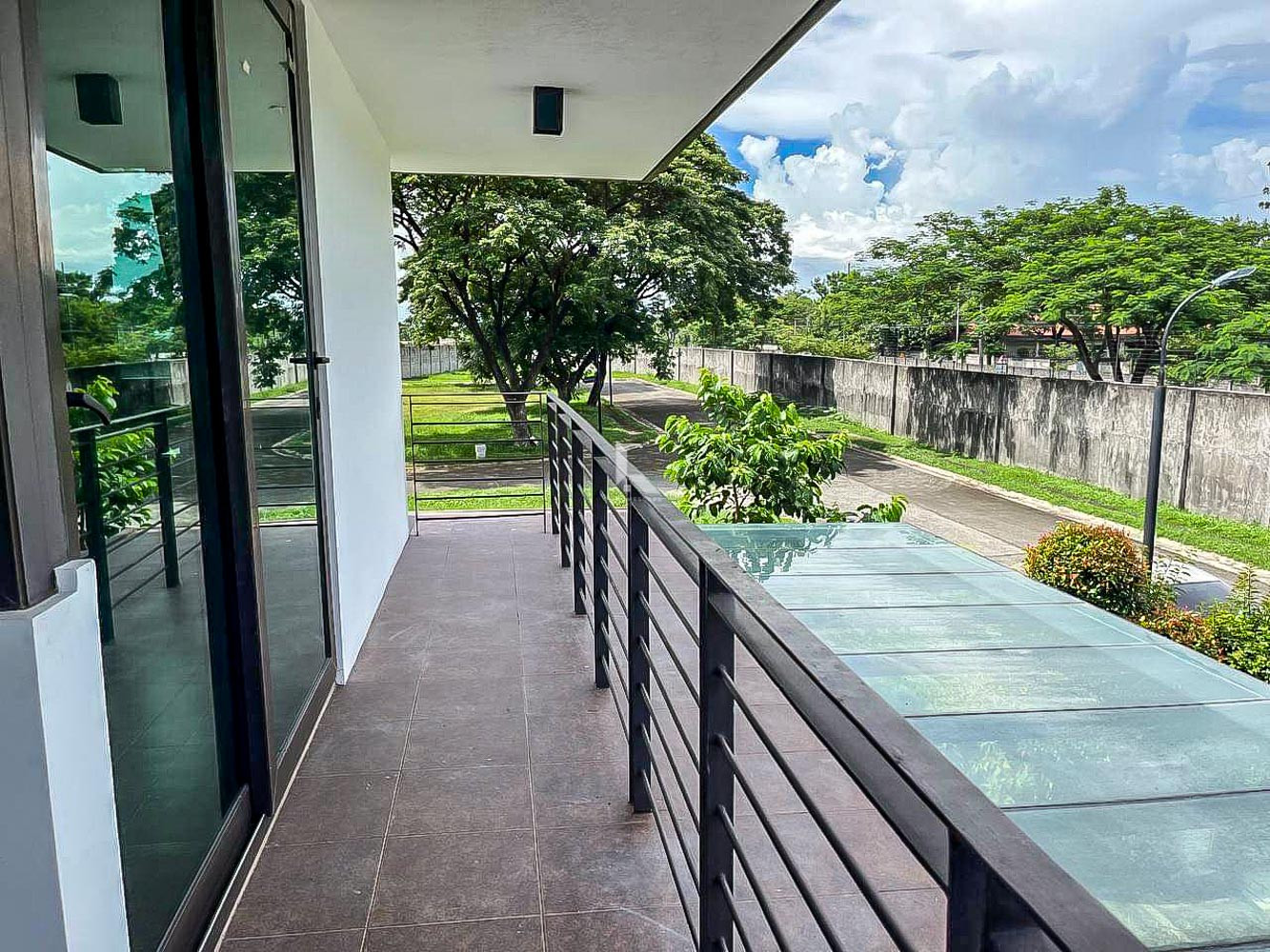 2 Storey Zen Type Design House and Lot for Sale in Ayala Southvale photo 4