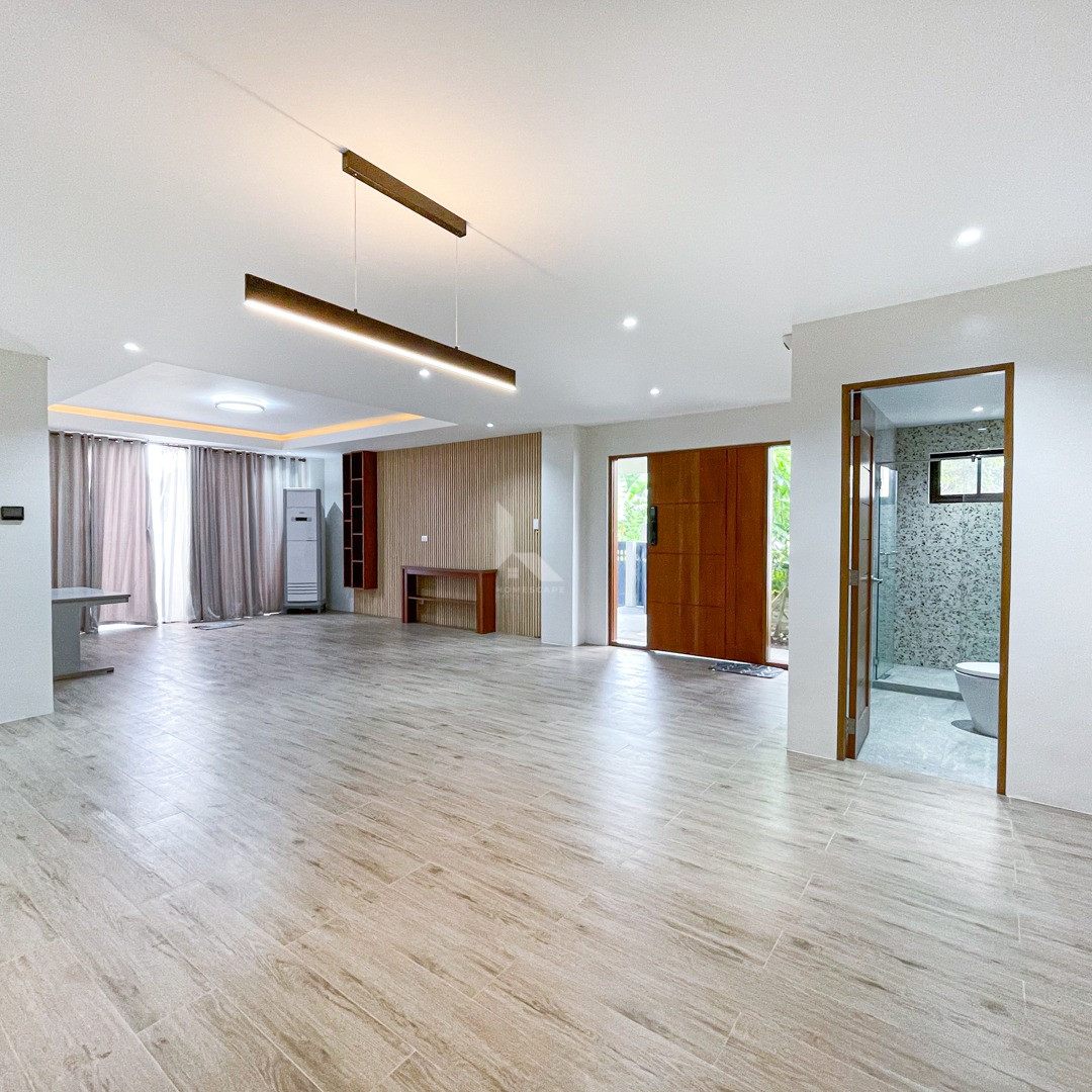 Astounding Modern Contemporary House and Lot For Sale in Filinvest Classic photo 3