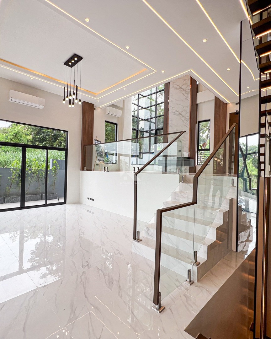 Remarkable Modern Contemporary House and Lot photo 4