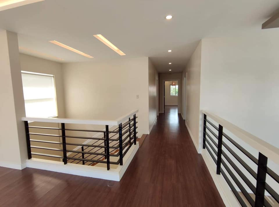 Modern Contemporary 5BR House & Lot For Sale In BF Homes photo 5