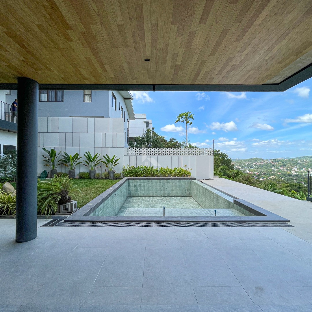 Stunning Multilevel Modern Asian Home For Sale in Antipolo City, Rizal photo 3