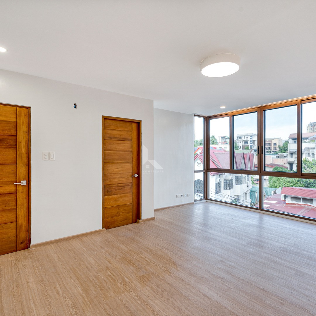 Notable Brand New Modern Duplex Unit For Sale photo 5
