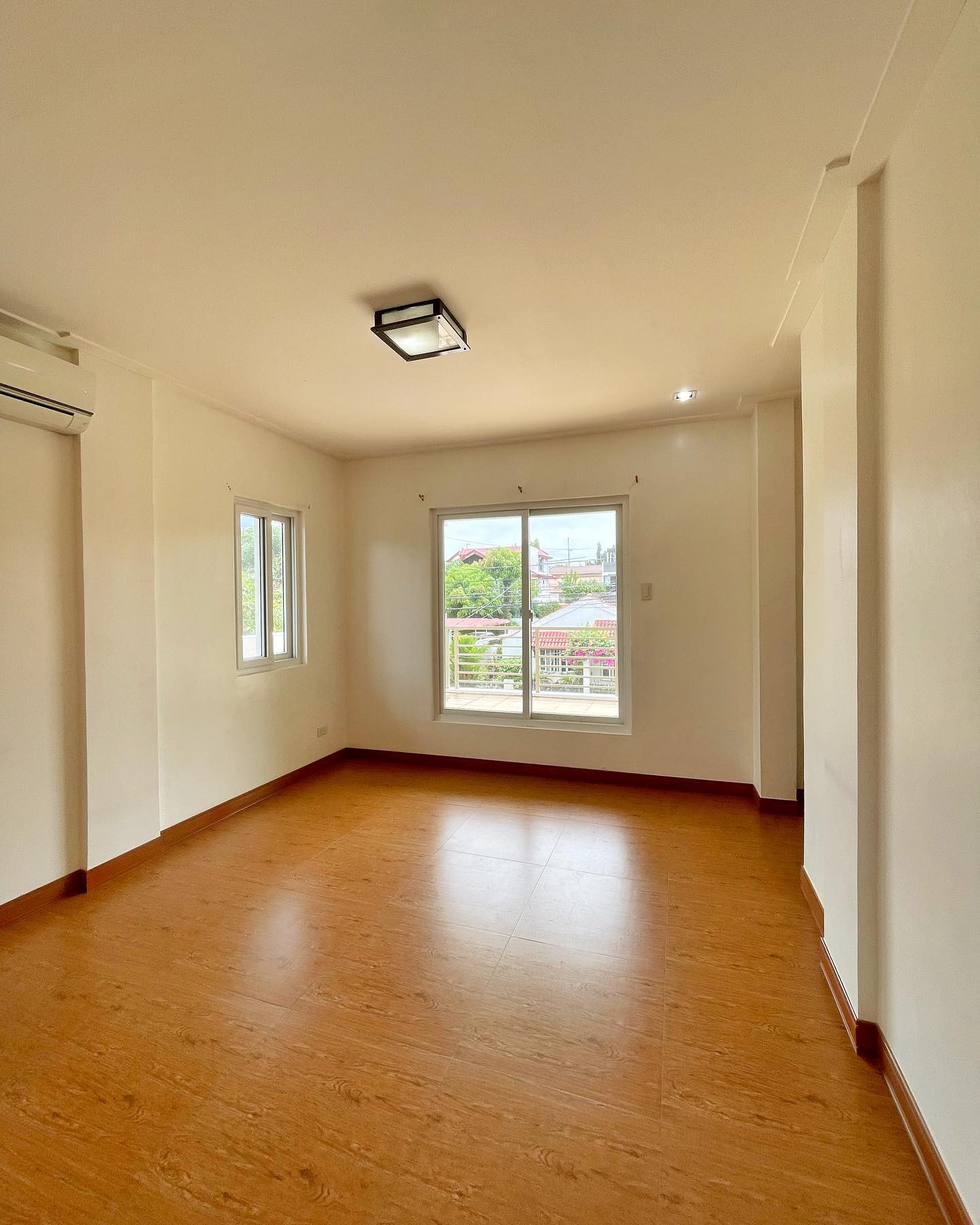 Pre-owned House for Sale in Ayala Alabang Village photo 5