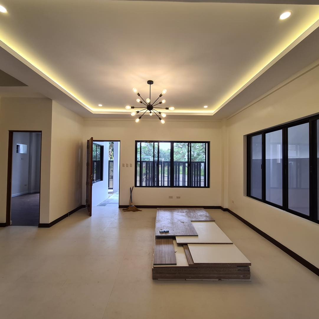3 Storey Residential Home for Sale in Greenwoods Executive Village, Pasig City photo 4