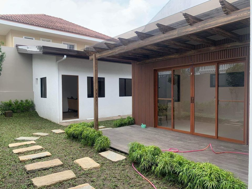 TWO STOREY HOUSE AND LOT FOR SALE! photo 4