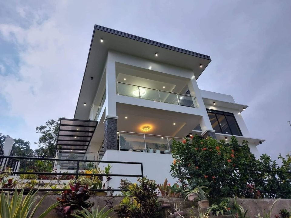 2 Level House for Sale in Busay photo 1