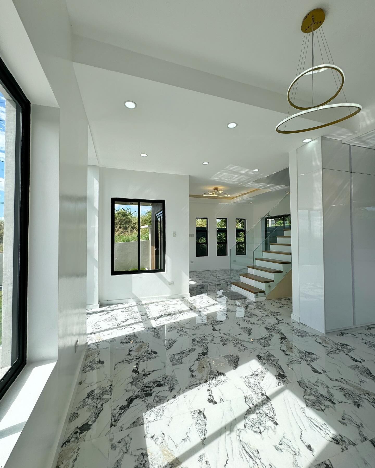 Brand New Modern Overlooking House for Sale in Taytay near Taytay Tiangge photo 4