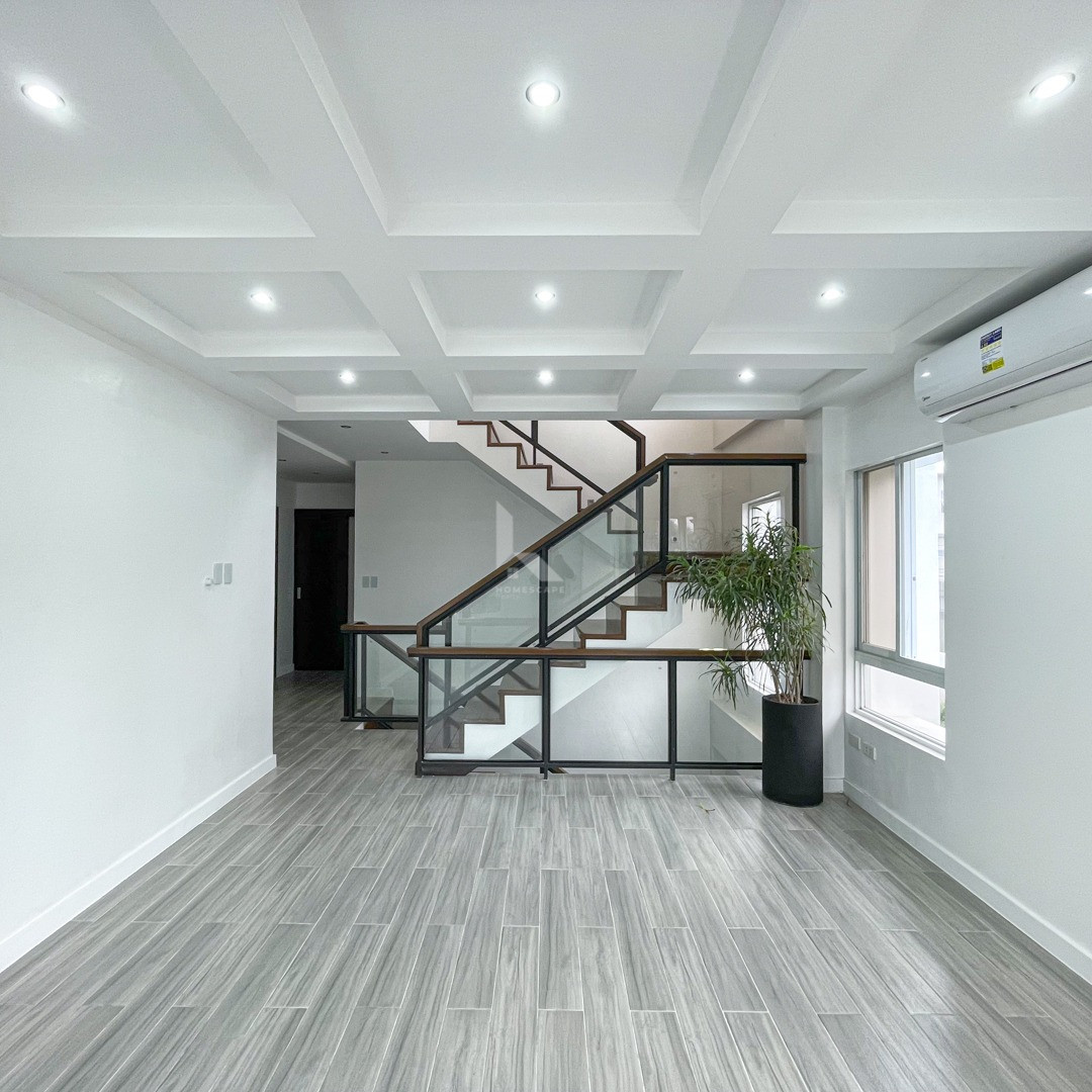 Modern Contemporary Corner House and Lot with Pool For Sale photo 3
