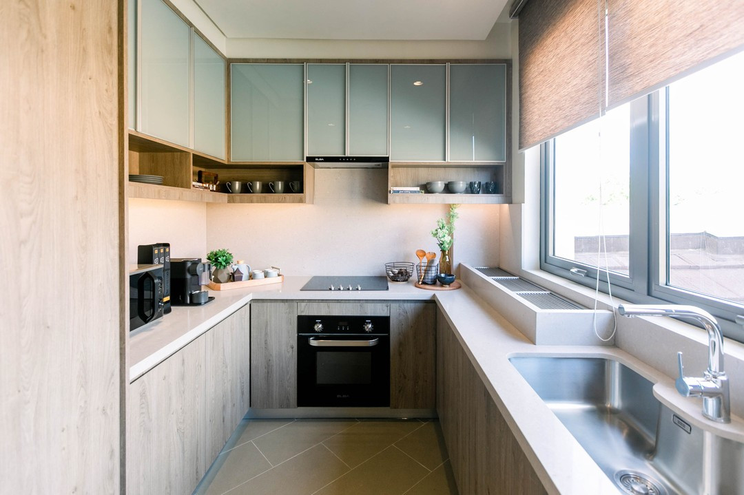 Filipino Modern Contemporary Homes for Sale in Muntinlupa City near Alabang photo 5