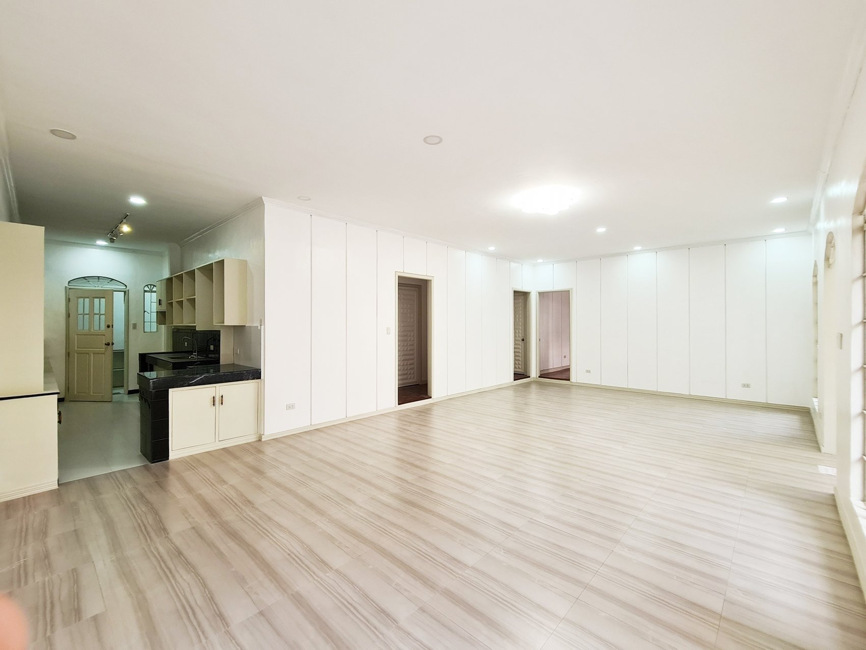 Renovated Bungalow with Attic For Sale photo 4