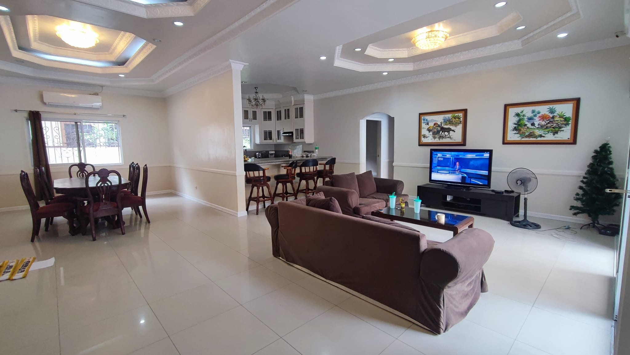 PRE-OWNED BUNGALOW HOUSE WITH POOL FOR SALE/LEASE photo 3