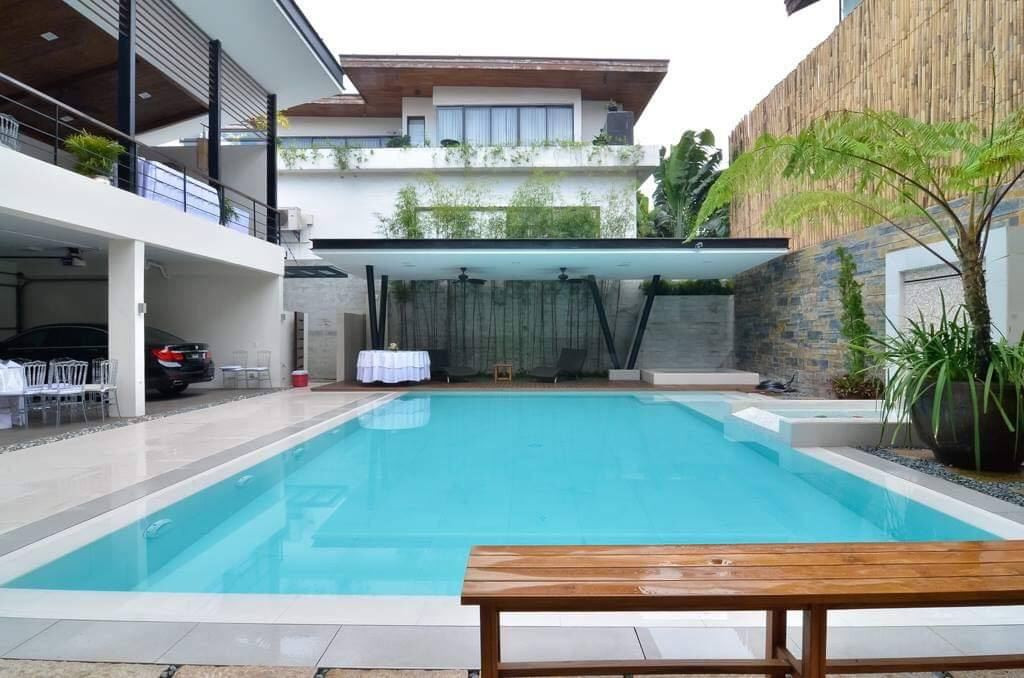 Snatch this Corner House in Valle Verde photo 2