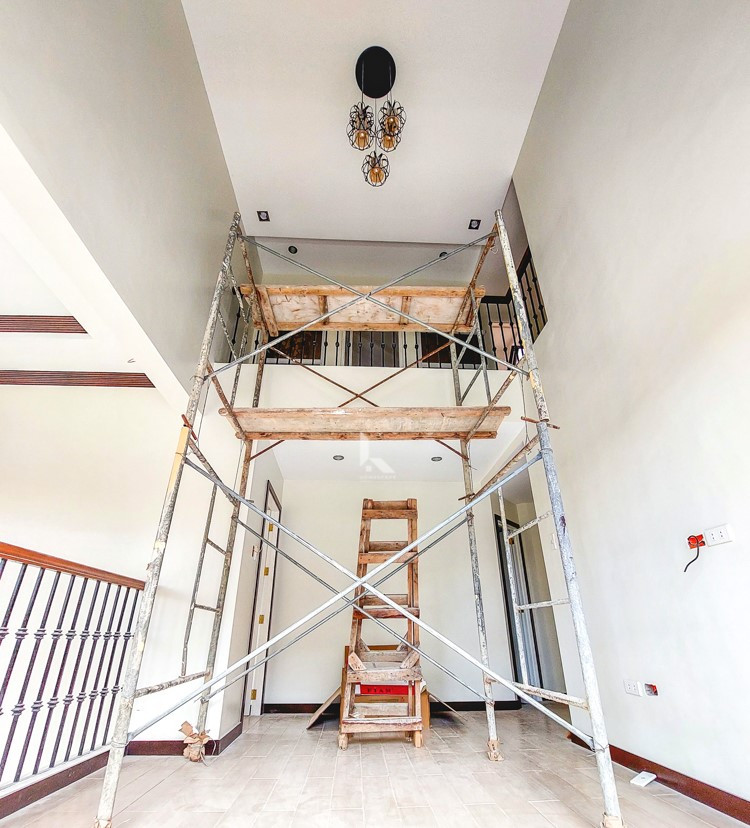 2 Storey Renovated House and Lot for Sale photo 4