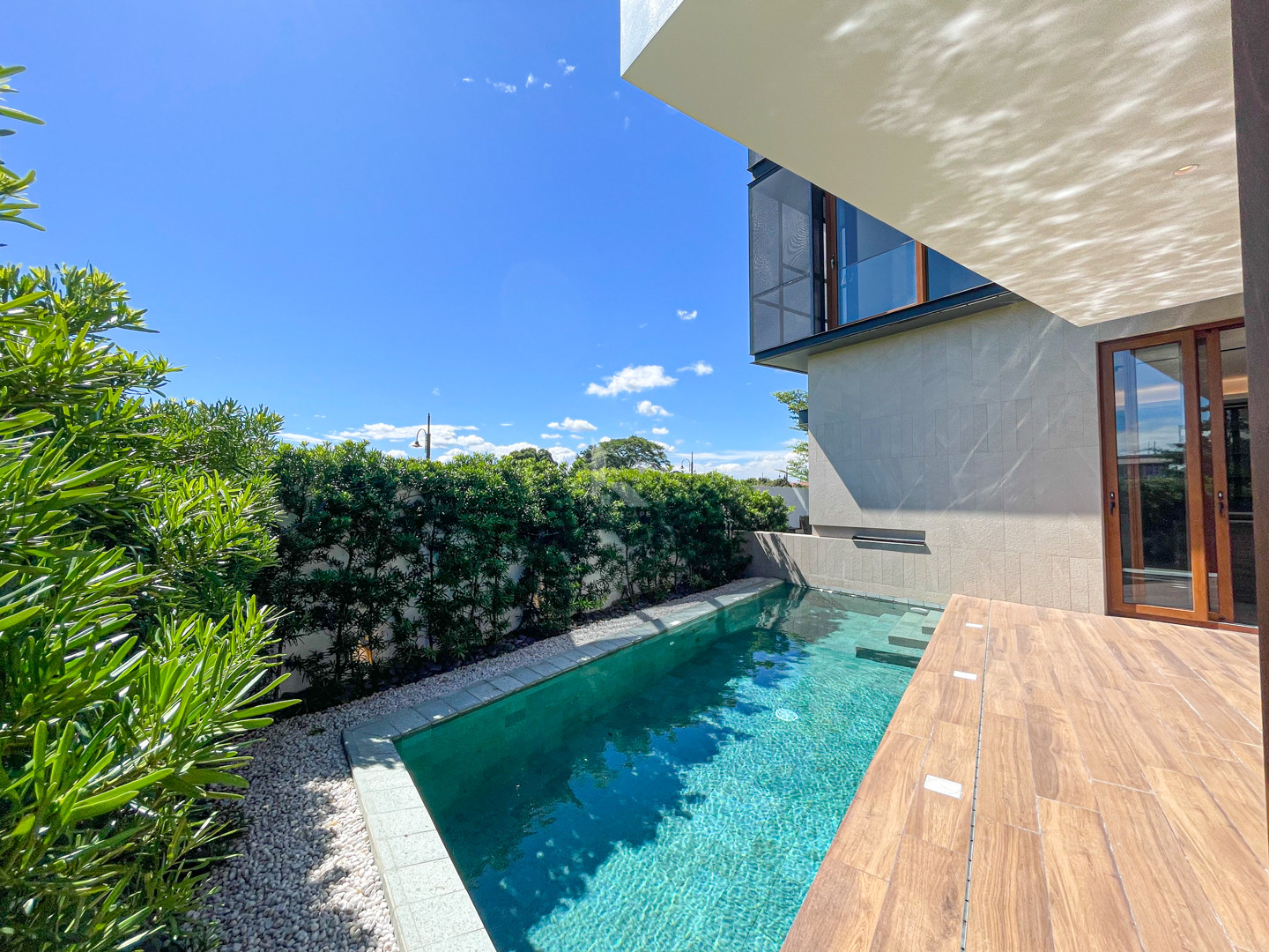 Elegant Modern Contemporary House and Lot for Sale in Alabang West photo 2
