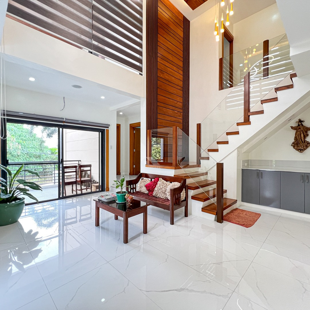 Pleasing Modern Asian House and Lot For Sale in Filinvest 2, Quezon City photo 1