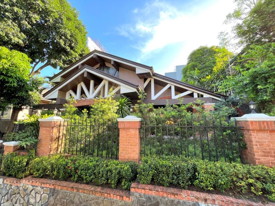House for sale Whiteplains Area photo 1