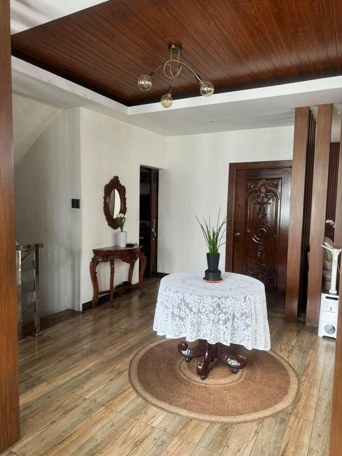 An Admirable 6 Bedroom House and Lot for Sale in New Manila, Quezon City photo 5